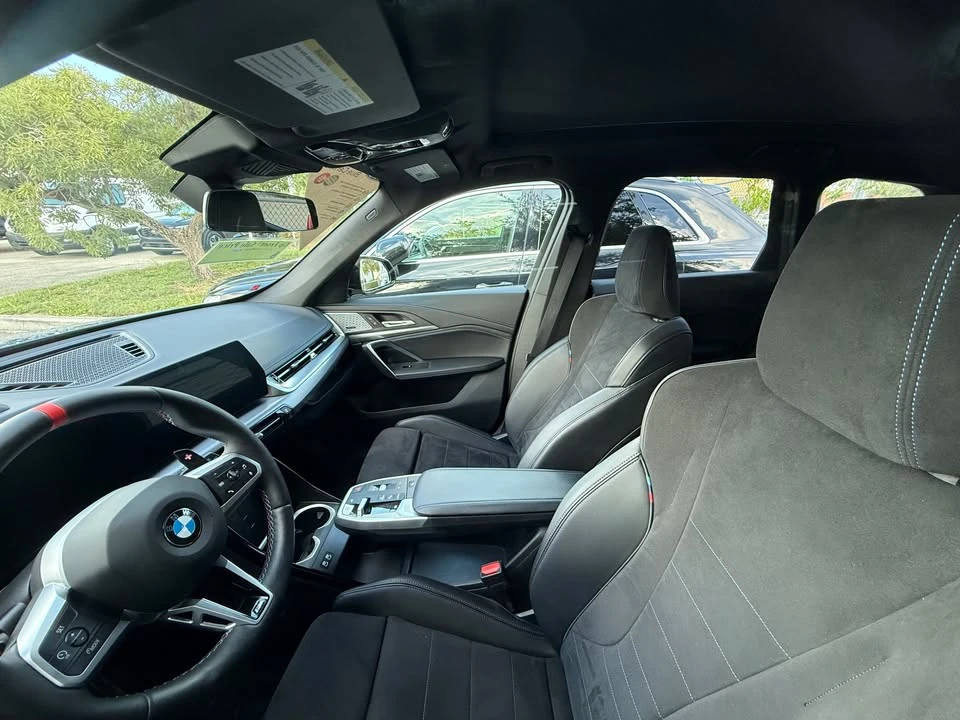 2025 BMW U11/U12 X1 - Image 2 of 2