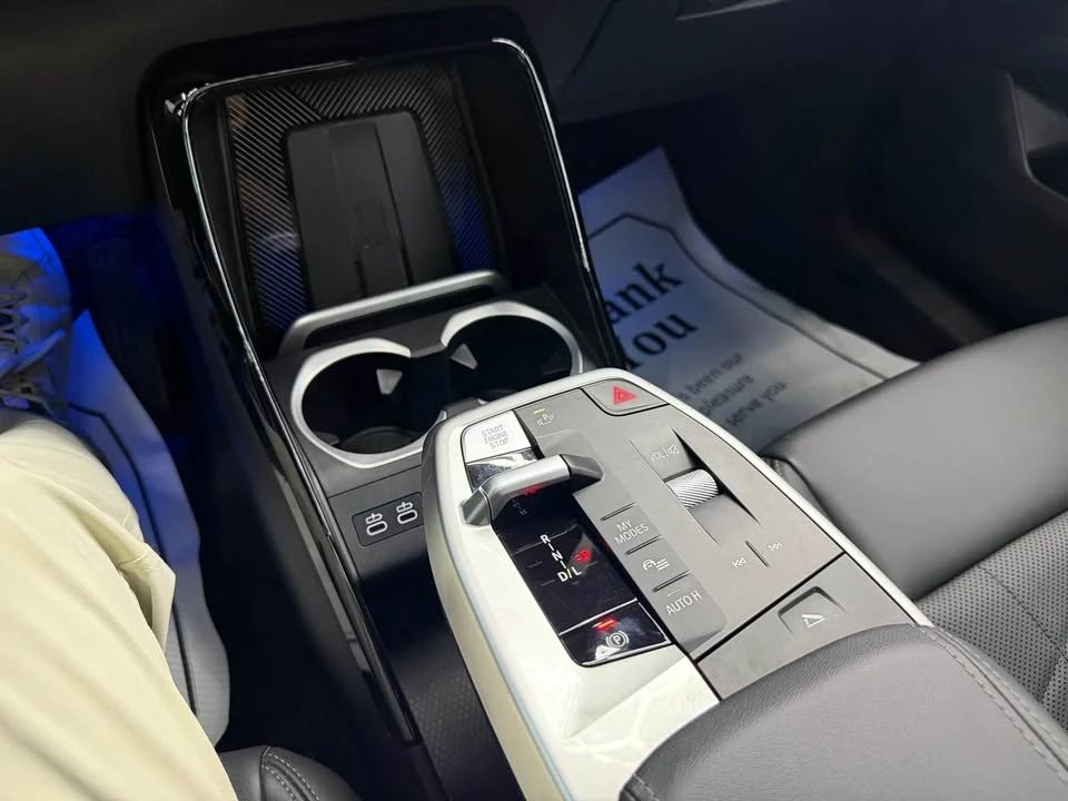 2025 BMW U11/U12 X1 - Image 15 of 19