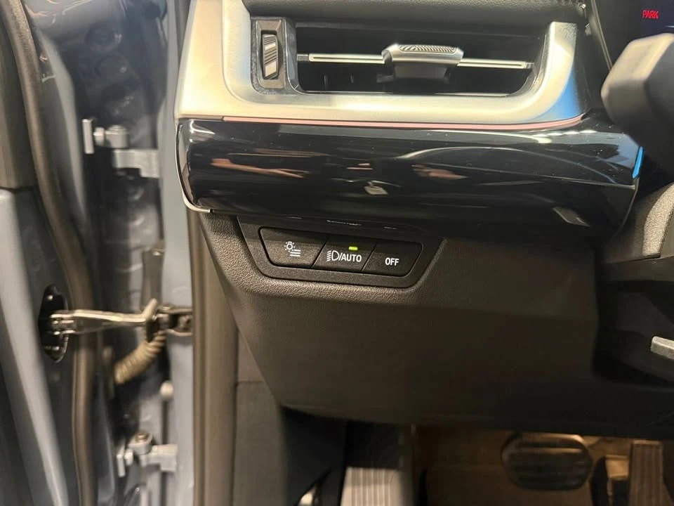 2025 BMW U11/U12 X1 - Image 16 of 20
