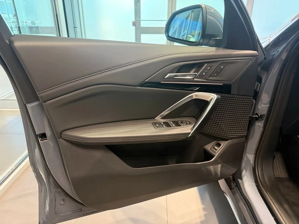 2025 BMW U11/U12 X1 - Image 12 of 20
