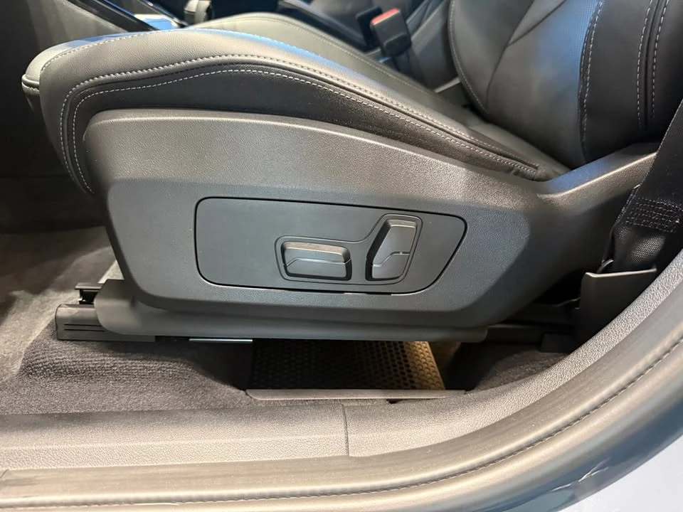2025 BMW U11/U12 X1 - Image 15 of 20
