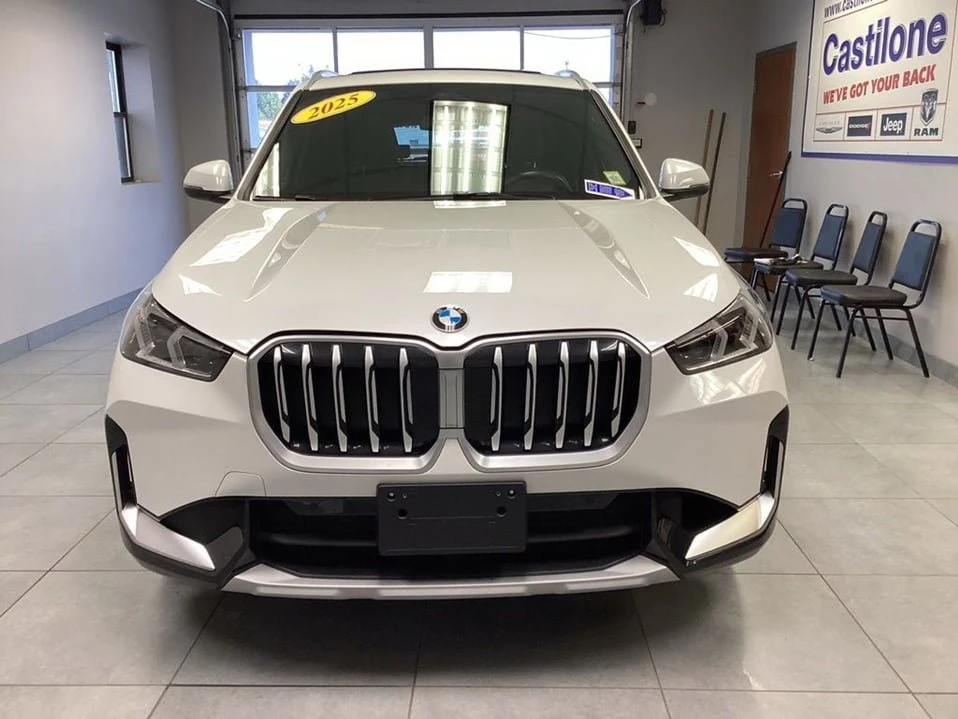 2025 BMW U11/U12 X1 - Image 2 of 20