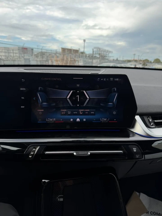 2025 BMW U11/U12 X1 - Image 6 of 17