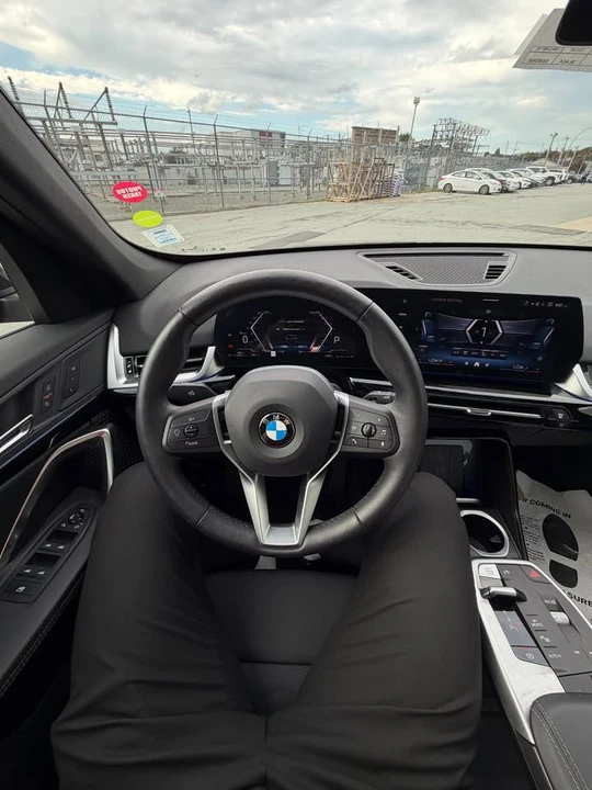 2025 BMW U11/U12 X1 - Image 8 of 17