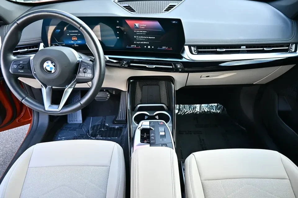 2025 BMW U11/U12 X1 - Image 9 of 15
