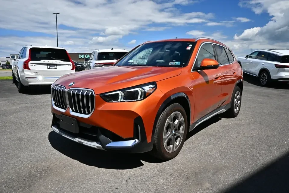 2025 BMW U11/U12 X1 - Image 2 of 15