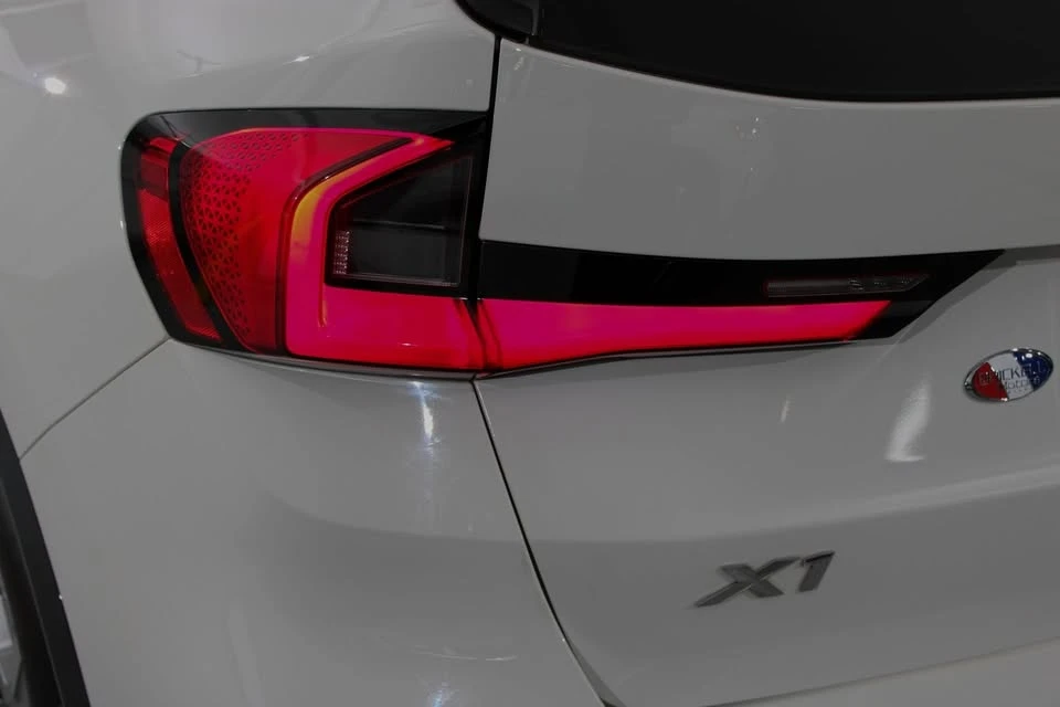 2025 BMW U11/U12 X1 - Image 9 of 20