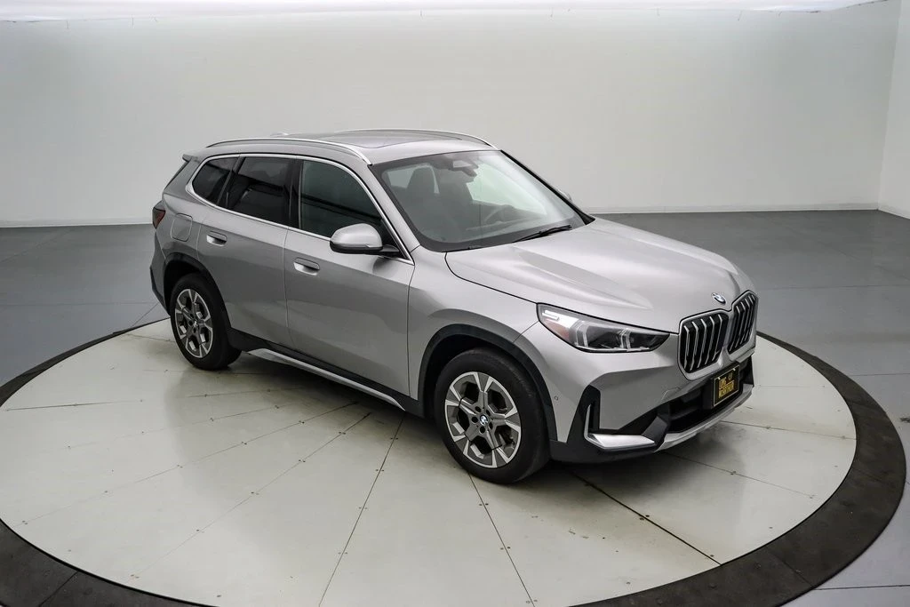 2025 BMW U11/U12 X1 - Image 2 of 21
