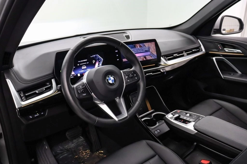 2025 BMW U11/U12 X1 - Image 15 of 21