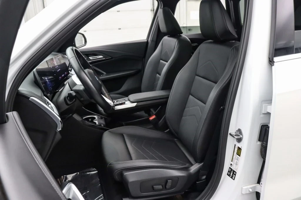 2025 BMW U11/U12 X1 - Image 14 of 21