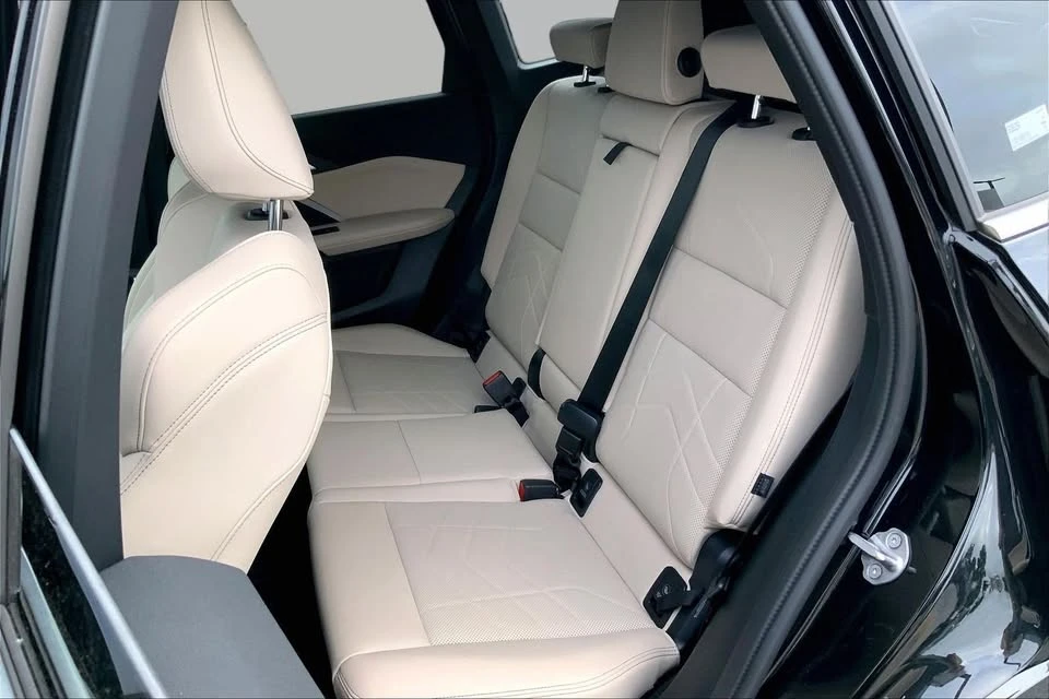 2025 BMW U11/U12 X1 - Image 12 of 12
