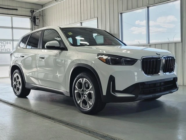2025 BMW U11/U12 X1 - Image 2 of 13