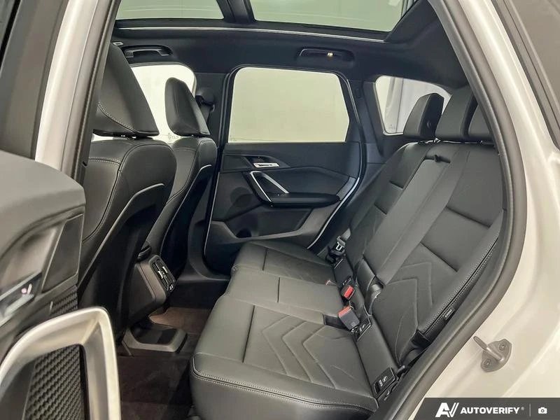 2025 BMW U11/U12 X1 - Image 18 of 20