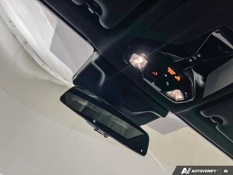2025 BMW U11/U12 X1 - Image 16 of 20