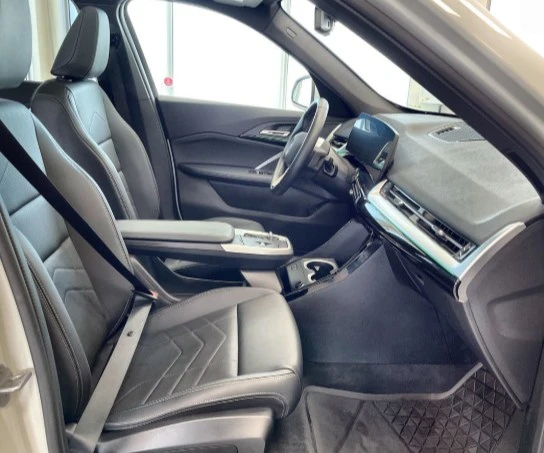 2025 BMW U11/U12 X1 - Image 12 of 12