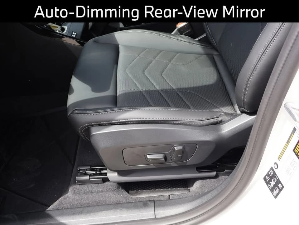 2025 BMW U11/U12 X1 - Image 12 of 20