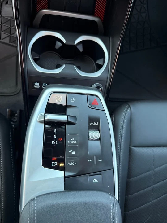 2025 BMW U11/U12 X1 - Image 10 of 11
