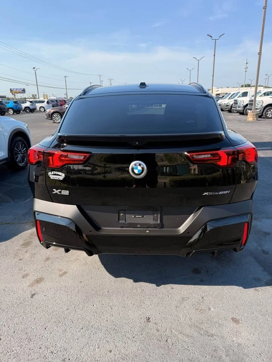 2025 BMW U11/U12 X1 - Image 4 of 11