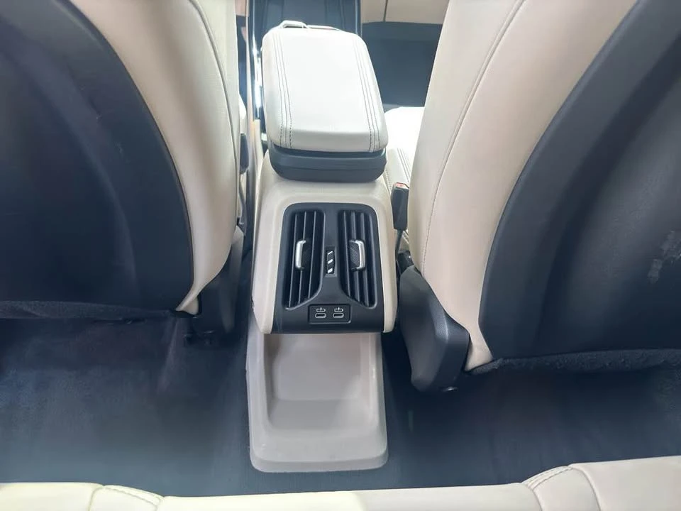 2025 BMW U11/U12 X1 - Image 10 of 19