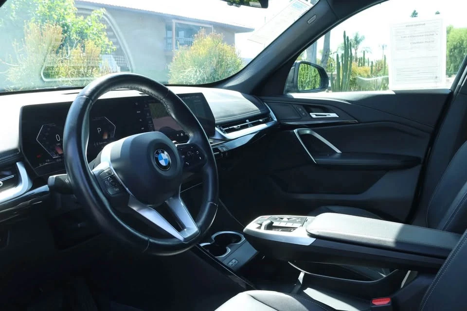 2025 BMW U11/U12 X1 - Image 2 of 4