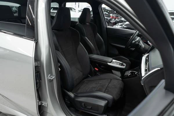 2025 BMW U11/U12 X1 - Image 11 of 21