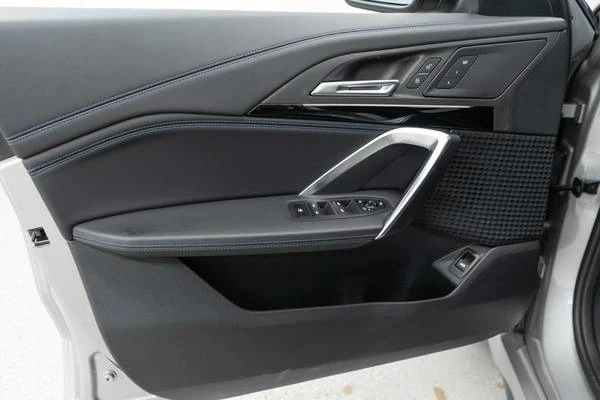 2025 BMW U11/U12 X1 - Image 14 of 21