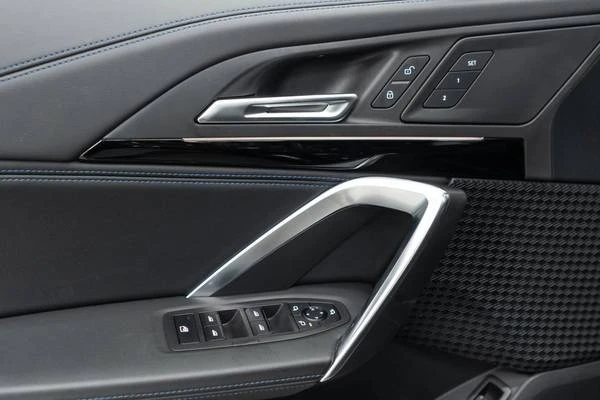 2025 BMW U11/U12 X1 - Image 14 of 21