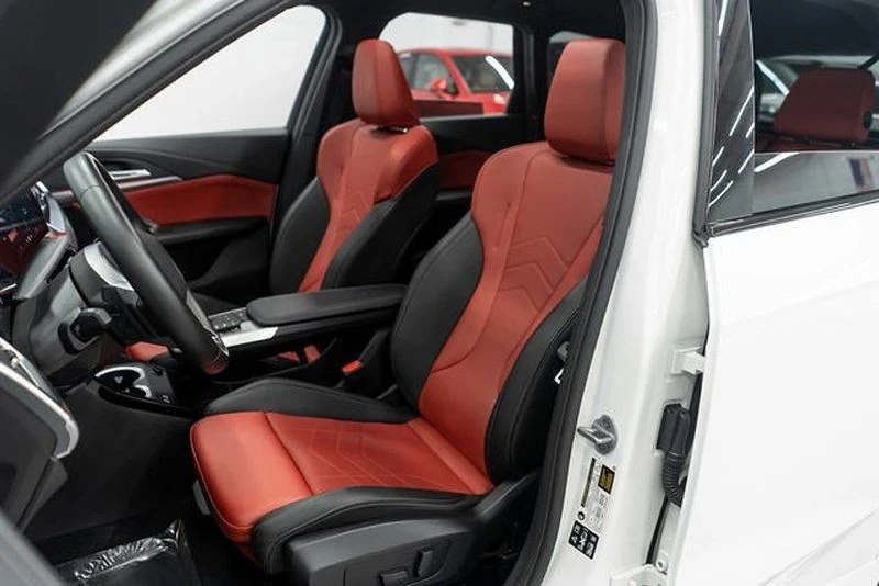 2025 BMW U11/U12 X1 - Image 8 of 12