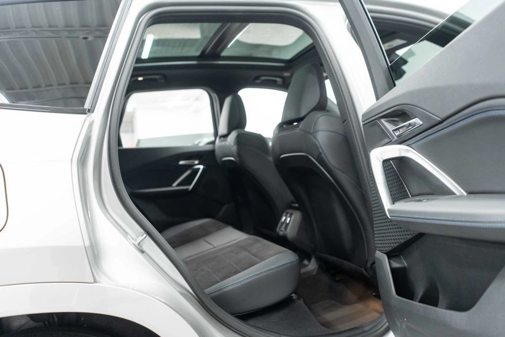 2025 BMW U11/U12 X1 - Image 12 of 12