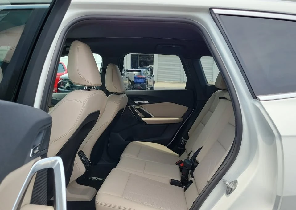 2025 BMW U11/U12 X1 - Image 8 of 10