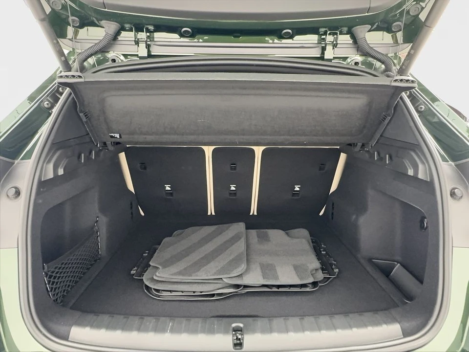 2025 BMW U11/U12 X1 - Image 14 of 21