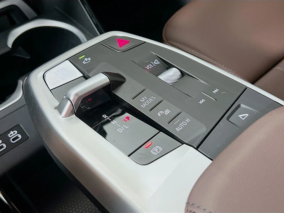 2025 BMW U11/U12 X1 - Image 21 of 21