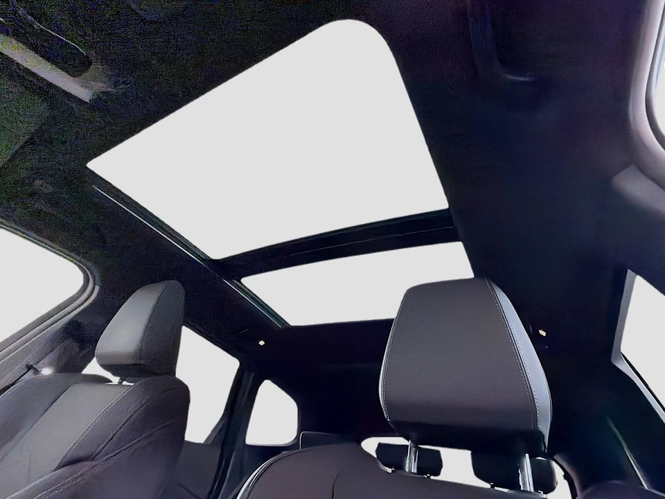 2025 BMW U11/U12 X1 - Image 16 of 21