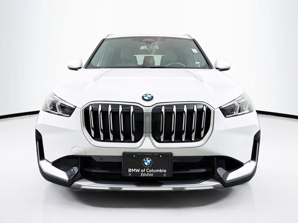 2025 BMW U11/U12 X1 - Image 2 of 21