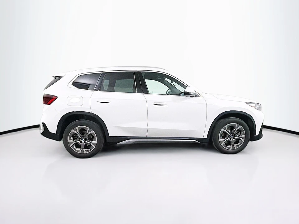 2025 BMW U11/U12 X1 - Image 9 of 21