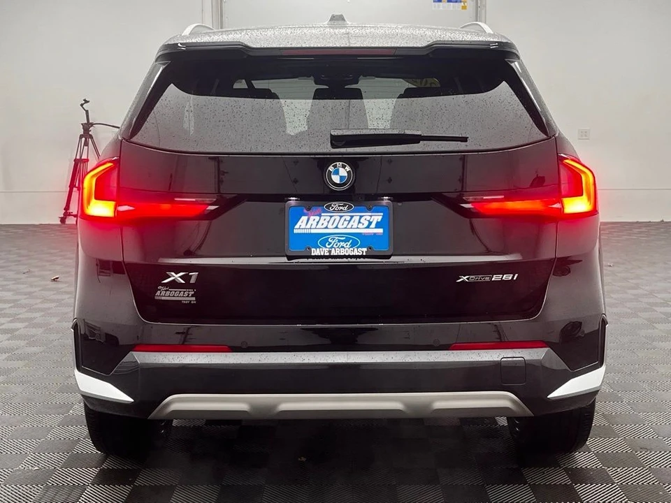 2025 BMW U11/U12 X1 - Image 11 of 12