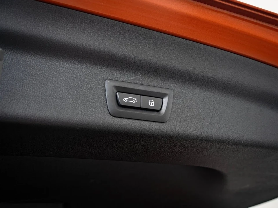 2025 BMW U11/U12 X1 - Image 19 of 21