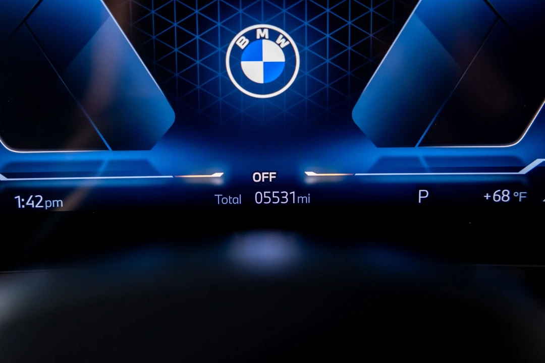 2025 BMW U11/U12 X1 - Image 14 of 21