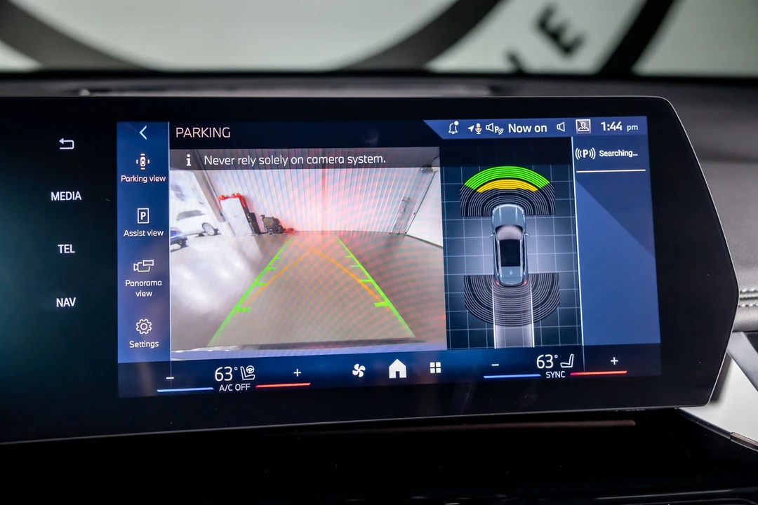 2025 BMW U11/U12 X1 - Image 12 of 12