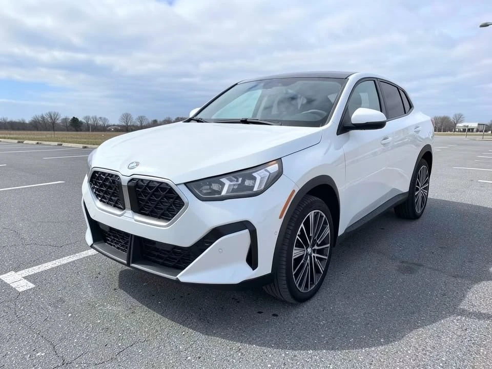 2025 BMW U10 X2 - Image 2 of 18