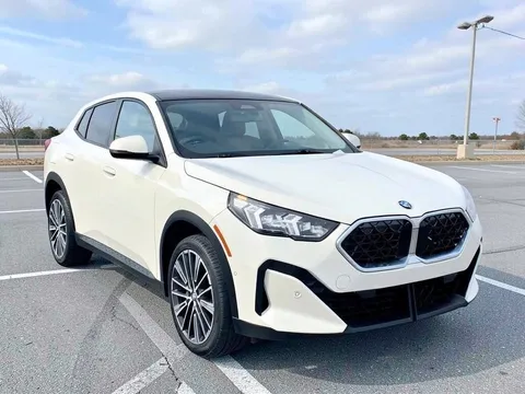 2025 BMW X2 xDrive28i