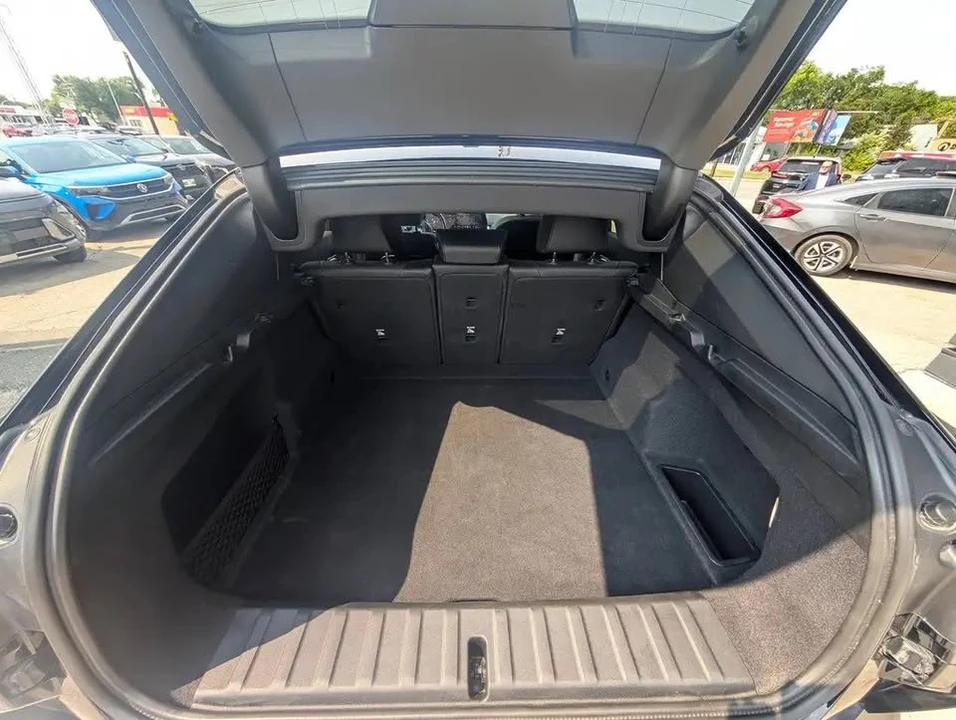 2025 BMW U10 X2 - Image 7 of 9