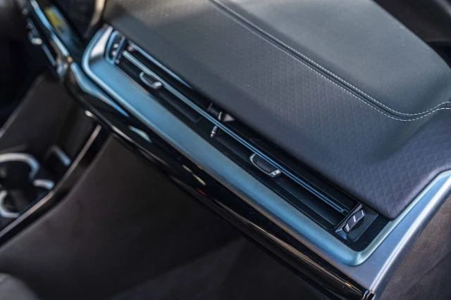 2025 BMW U10 X2 - Image 13 of 21