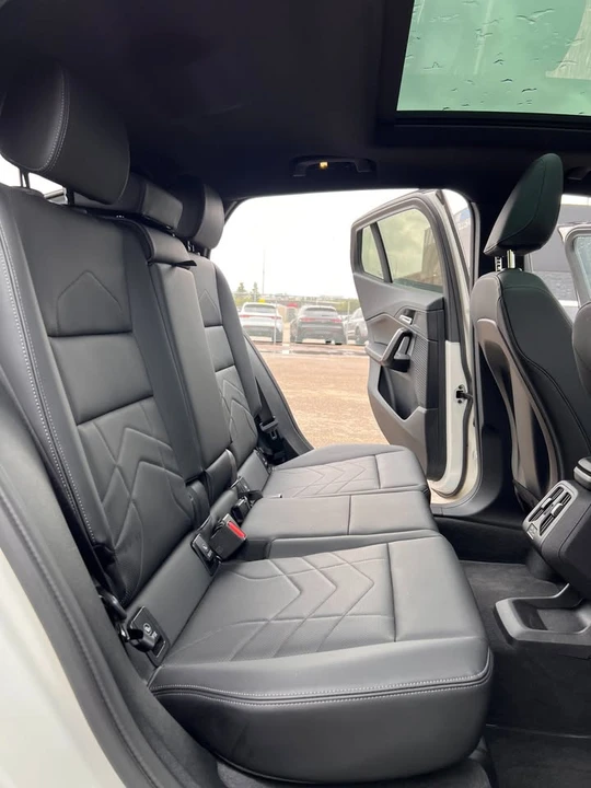 2025 BMW U10 X2 - Image 8 of 15