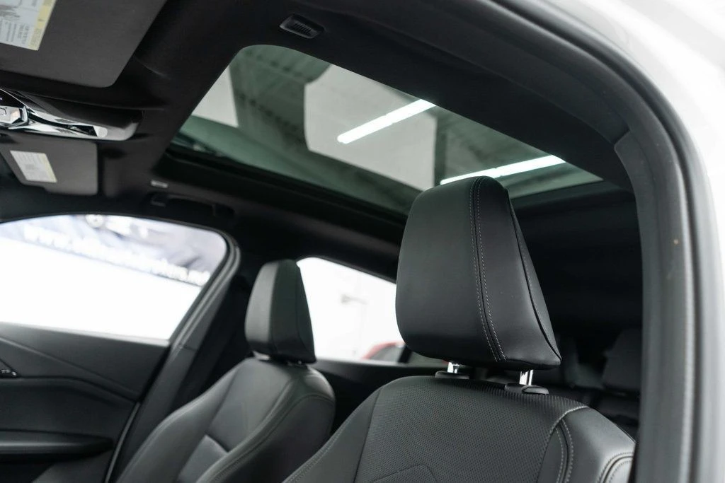 2025 BMW U10 X2 - Image 8 of 12