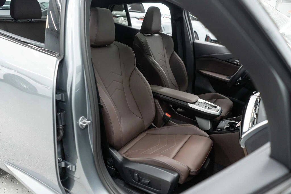 2025 BMW U10 X2 - Image 11 of 12