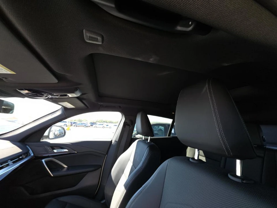 2025 BMW U10 X2 - Image 8 of 10