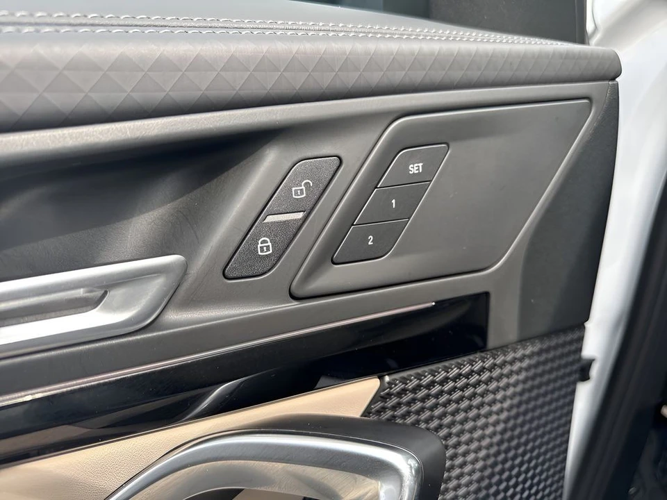 2025 BMW U10 X2 - Image 11 of 12