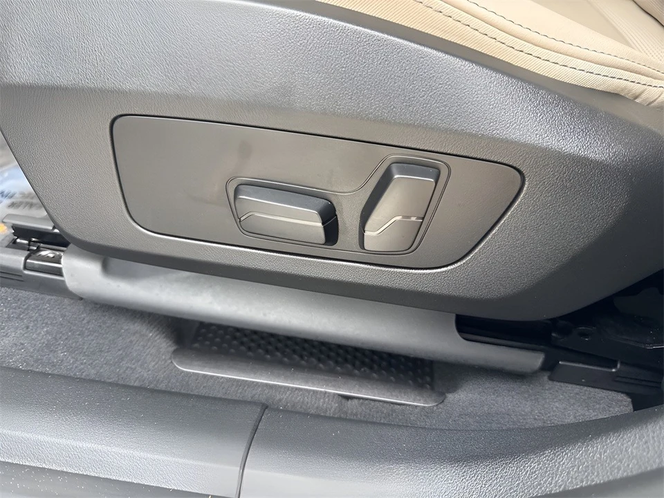 2025 BMW U10 X2 - Image 10 of 12