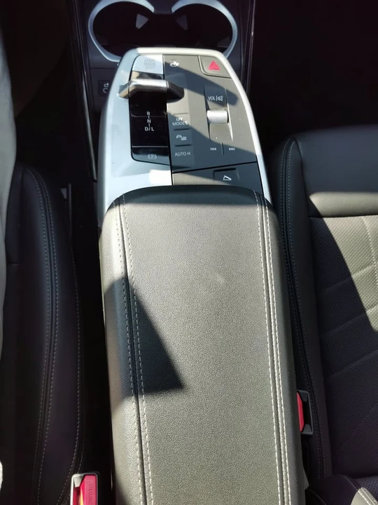 2025 BMW U10 X2 - Image 12 of 13
